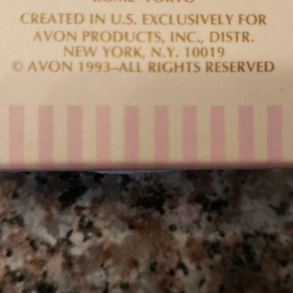 SOLD! Vintage 1993 Avon Better Breast Care Ribbon Pin - Picture 6 of 6